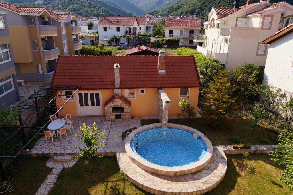 Apartments Apple Cat Montenegro Ko Bijela Luaran gambar