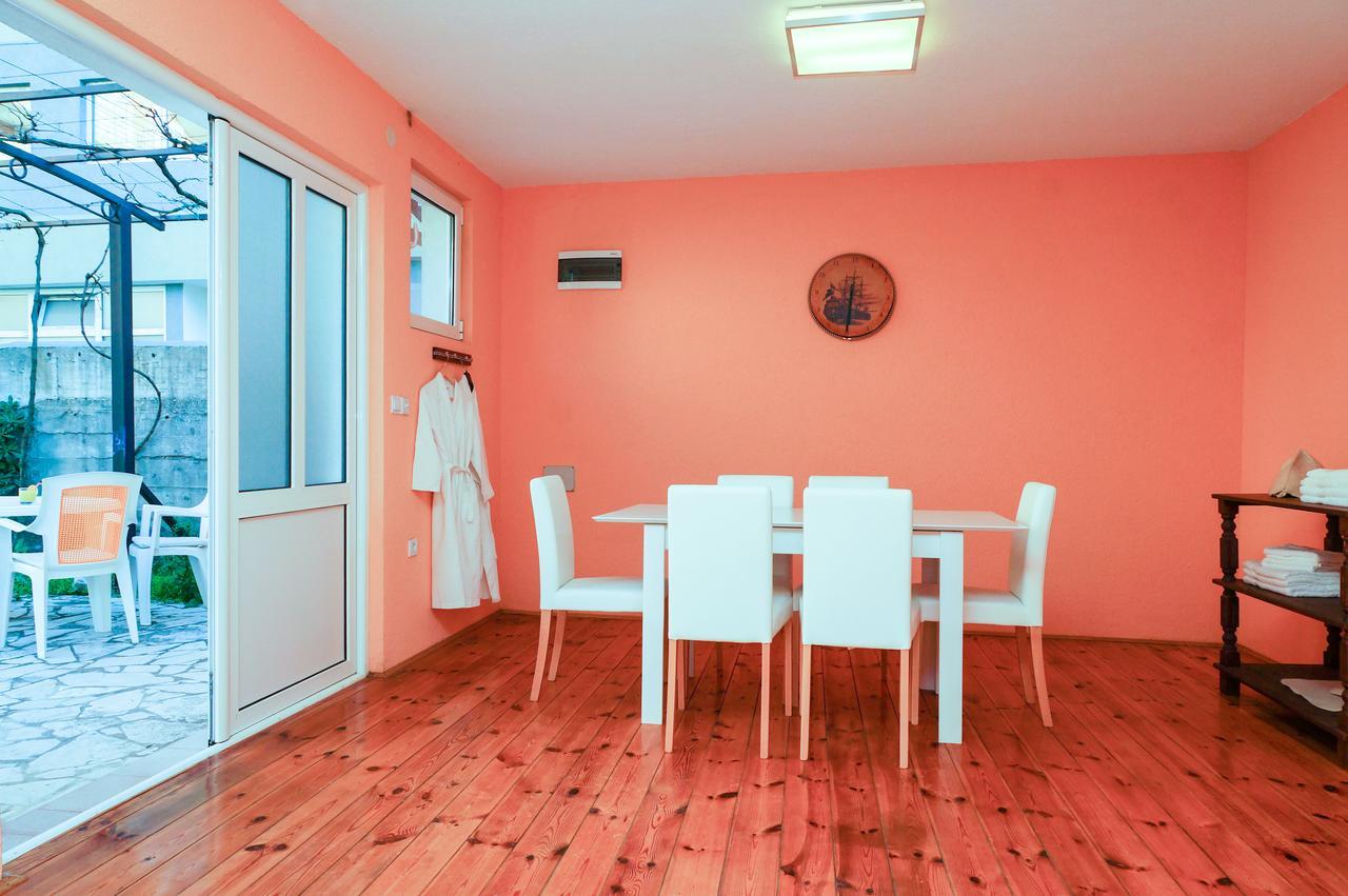 Apartments Apple Cat Montenegro Ko Bijela Luaran gambar