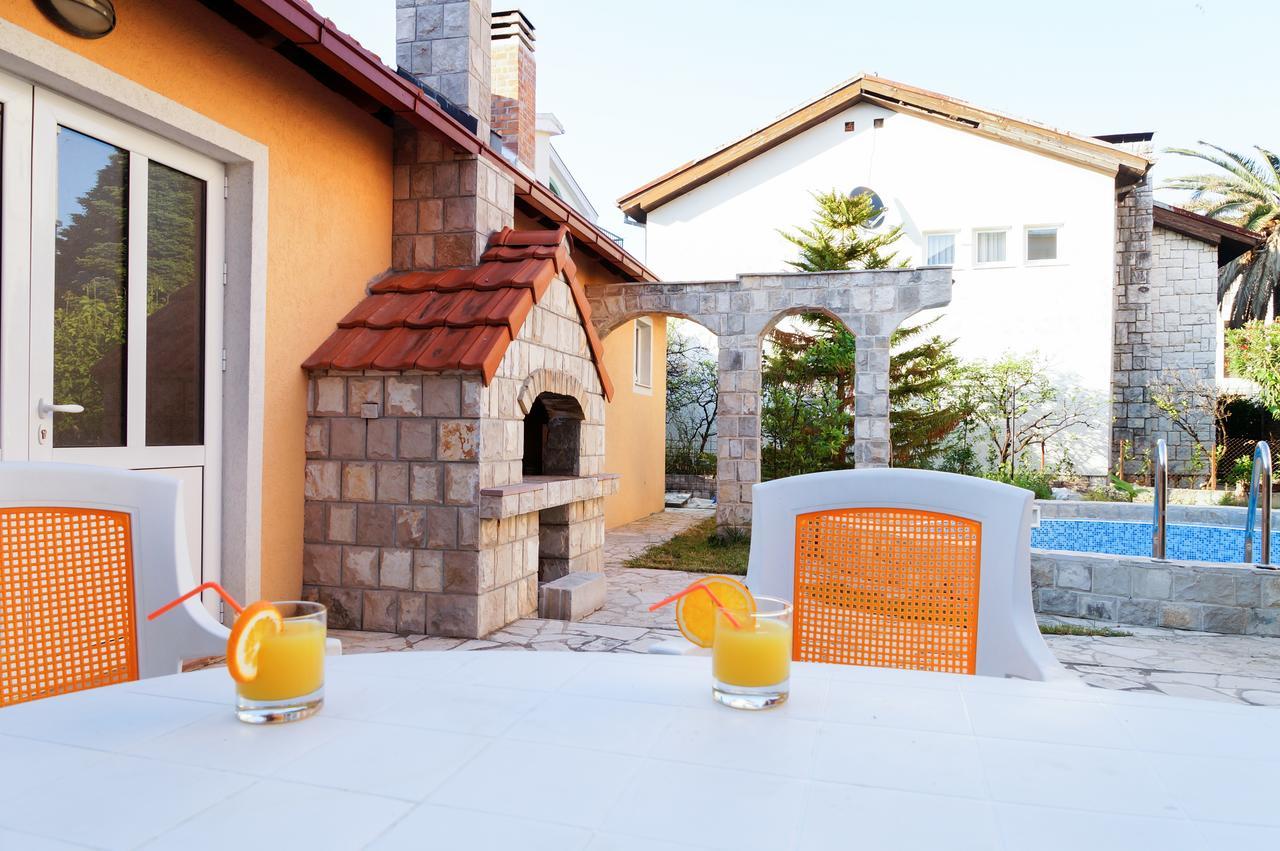 Apartments Apple Cat Montenegro Ko Bijela Luaran gambar