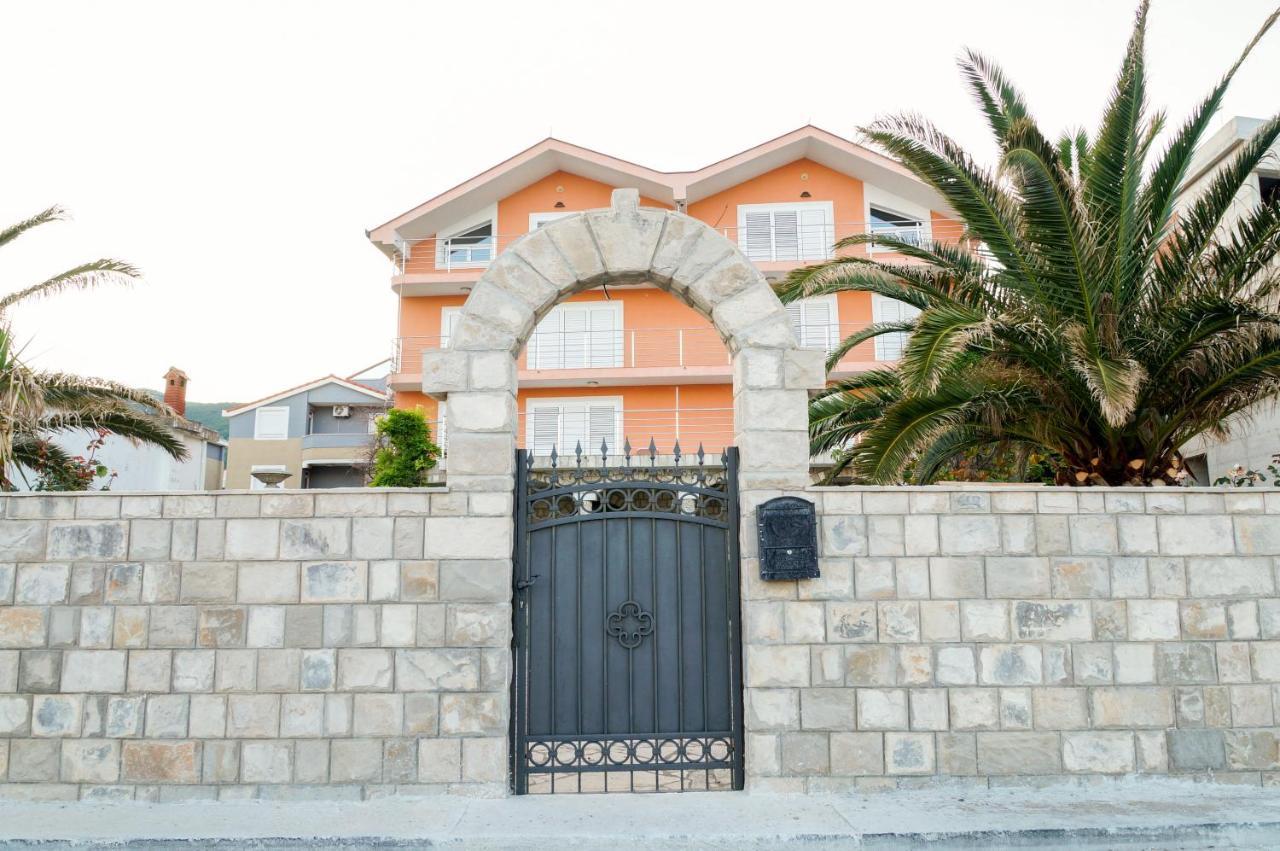 Apartments Apple Cat Montenegro Ko Bijela Luaran gambar
