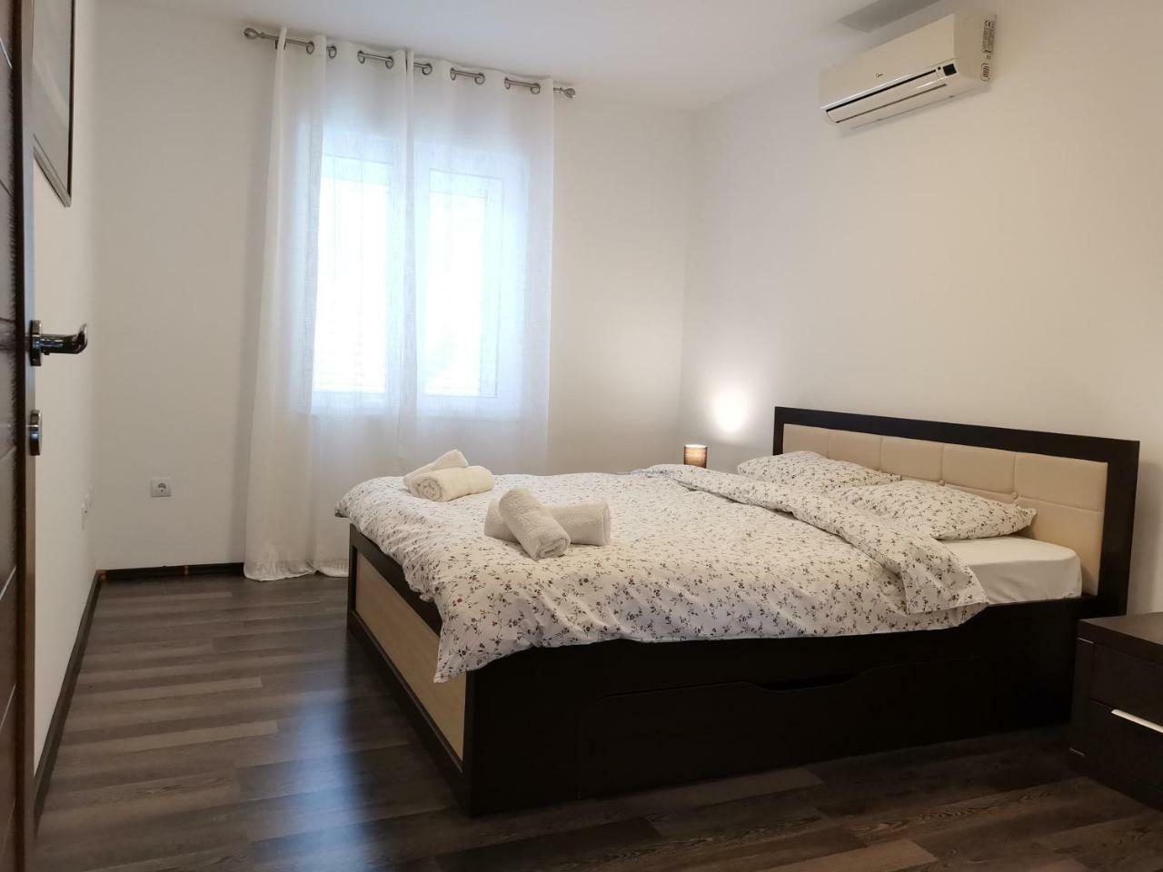 Apartments Apple Cat Montenegro Ko Bijela Luaran gambar